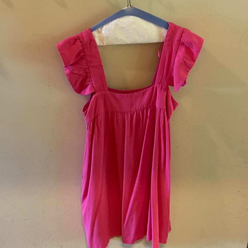 Pink pomander place dress. Worn once. Lightweight and Like new.